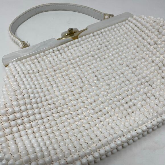 Vintage La Regale White Plastic Pearl Beaded Handbag Purse 60s Regency MCM - Picture 3 of 14